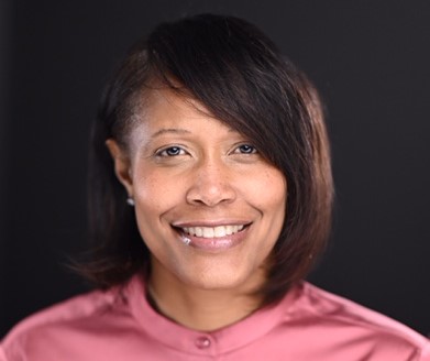 Kinia McGough headshot